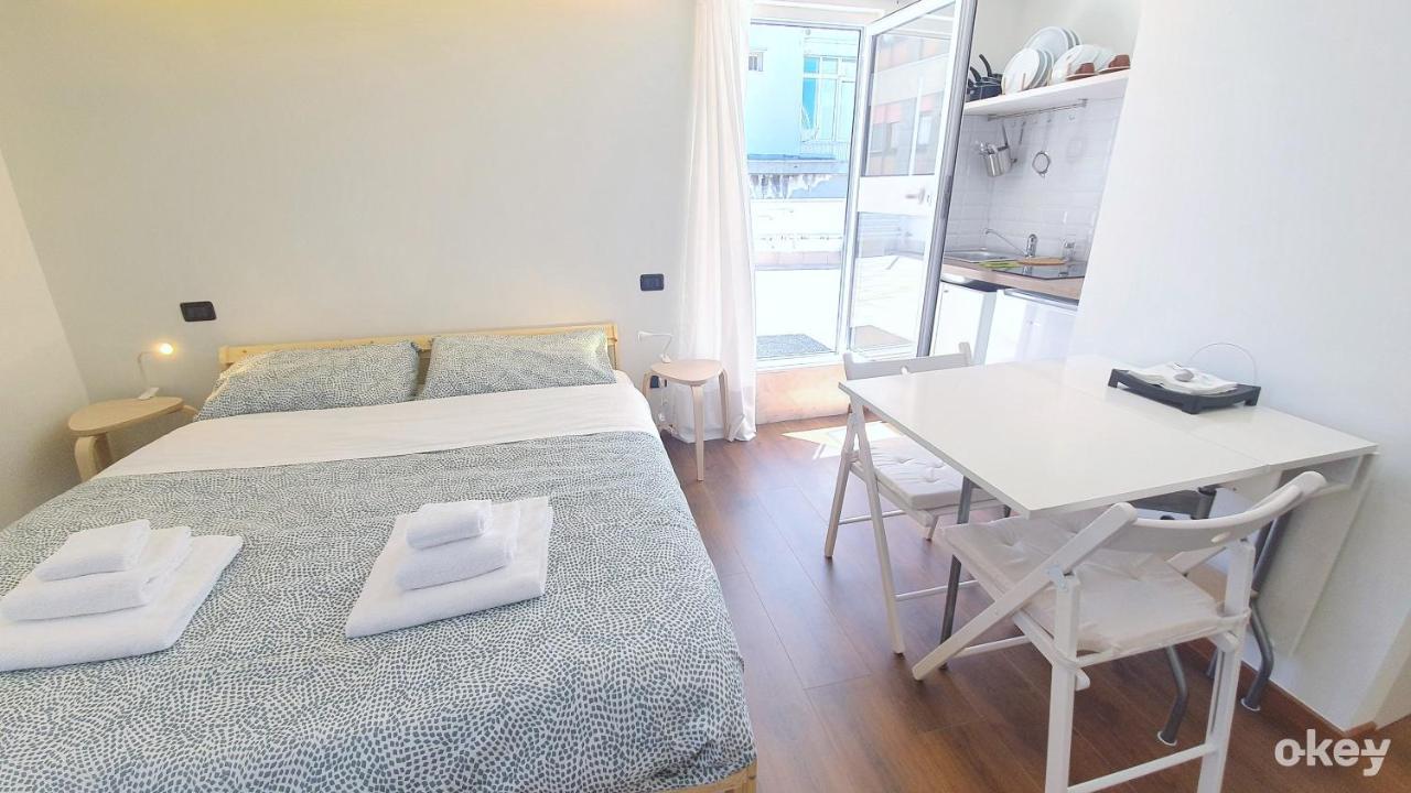 La Terrazza Tra I Tetti Studio - Bari Centro Apartment Exterior photo