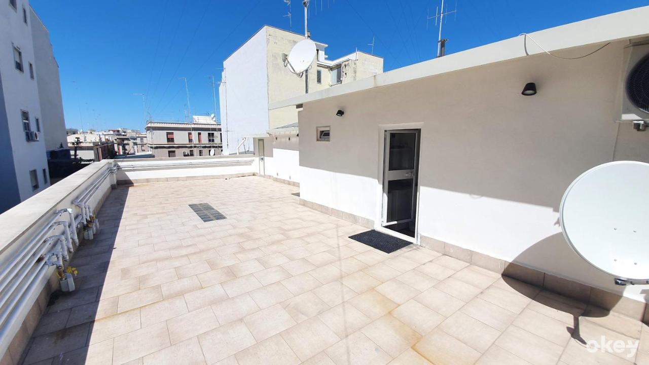 La Terrazza Tra I Tetti Studio - Bari Centro Apartment Exterior photo