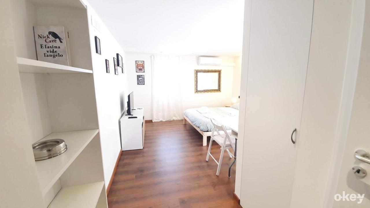 La Terrazza Tra I Tetti Studio - Bari Centro Apartment Exterior photo