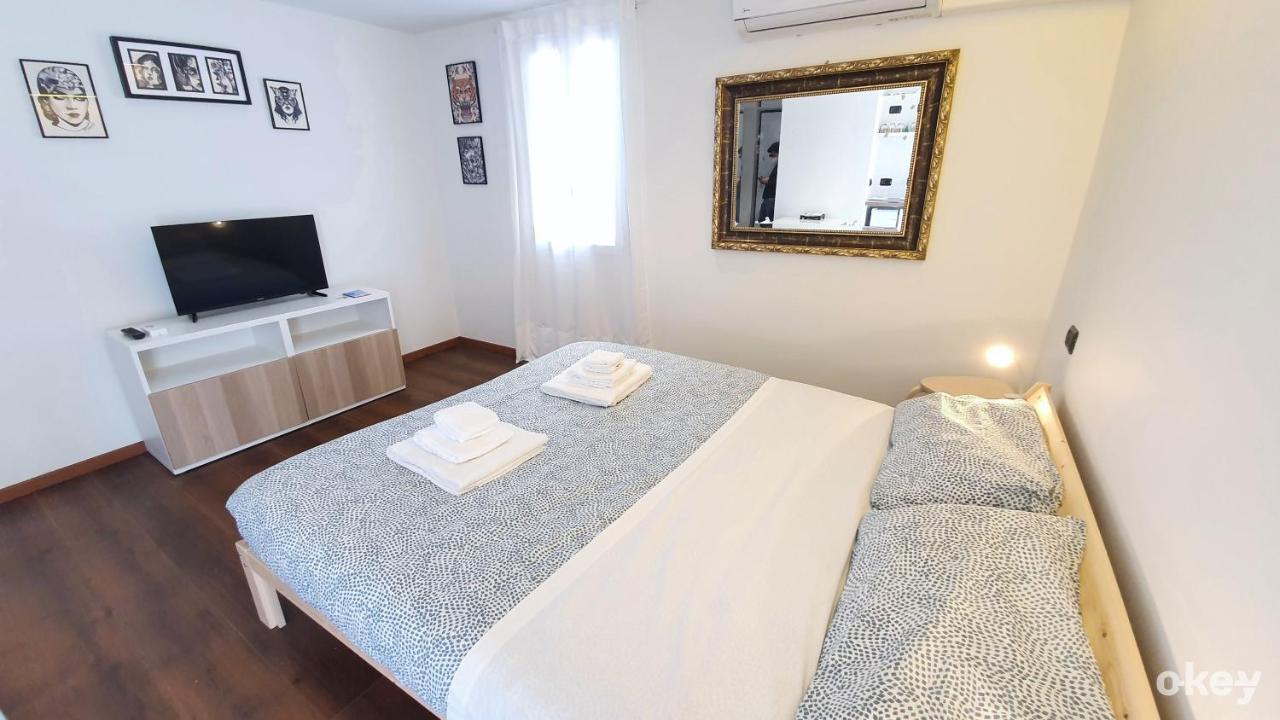 La Terrazza Tra I Tetti Studio - Bari Centro Apartment Exterior photo
